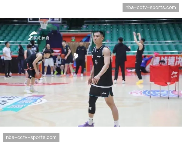 克里斯手指骨裂伤缺三周 山东内线轮换面临严峻考验